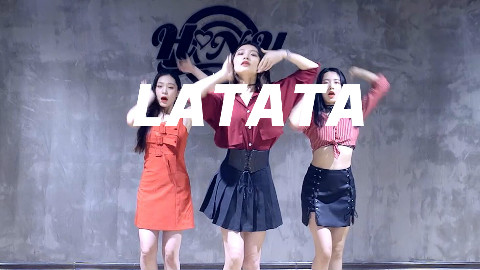 长腿霸屏!《LATATA》韩舞翻跳 小姐姐短裙诱惑【口袋舞蹈】